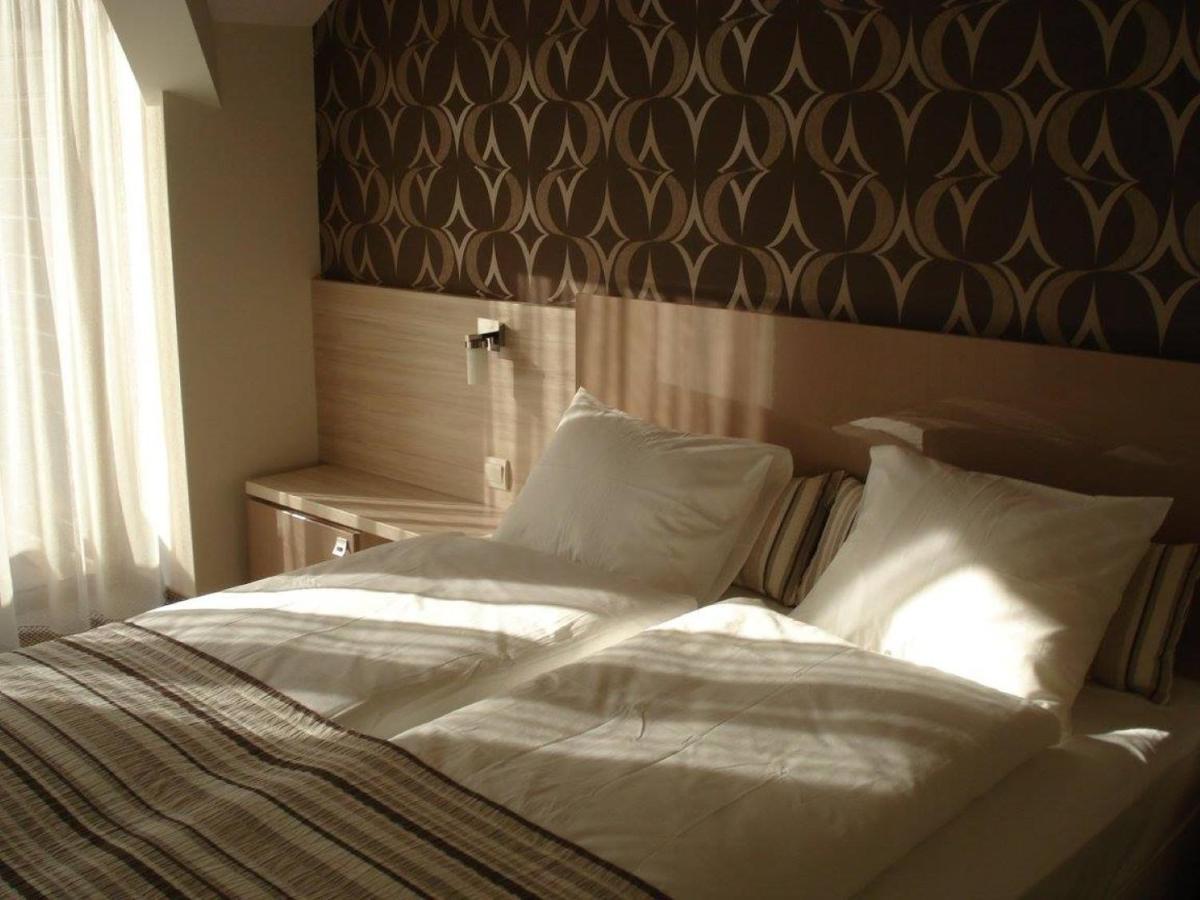Stayinn Granat Apartments - Next To Gondola Lift Bansko Bagian luar foto